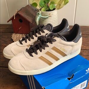 Adidas Gazelle shoes